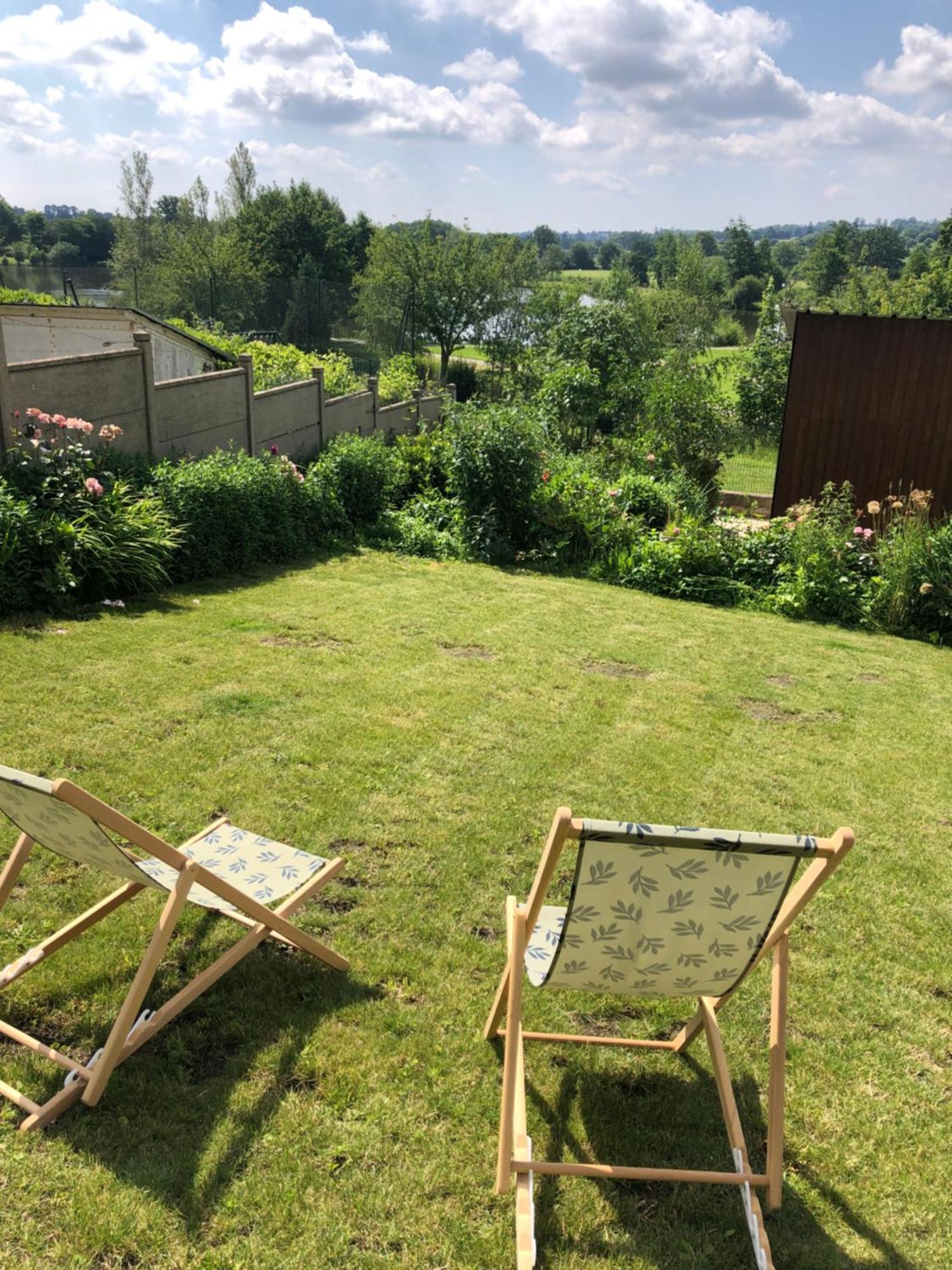 La Maison Du Lac Saint-Hilaire-du-Harcouët Екстериор снимка